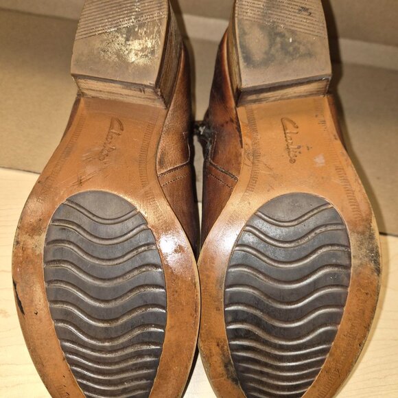 Women's Clarks Maypearl Ramie Mahogany Ankle Boot Size 7.5M - Picture 8 of 8